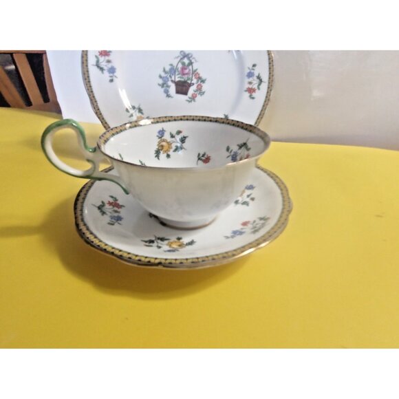 Vintage Aynsley Trio Set Cup, Saucer and Breakfast Plate Flower Basket 1920's - Picture 10 of 16